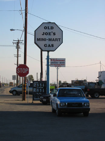 photograph of Old Joe's Gas station & mini mart at Weedpatch cross roads